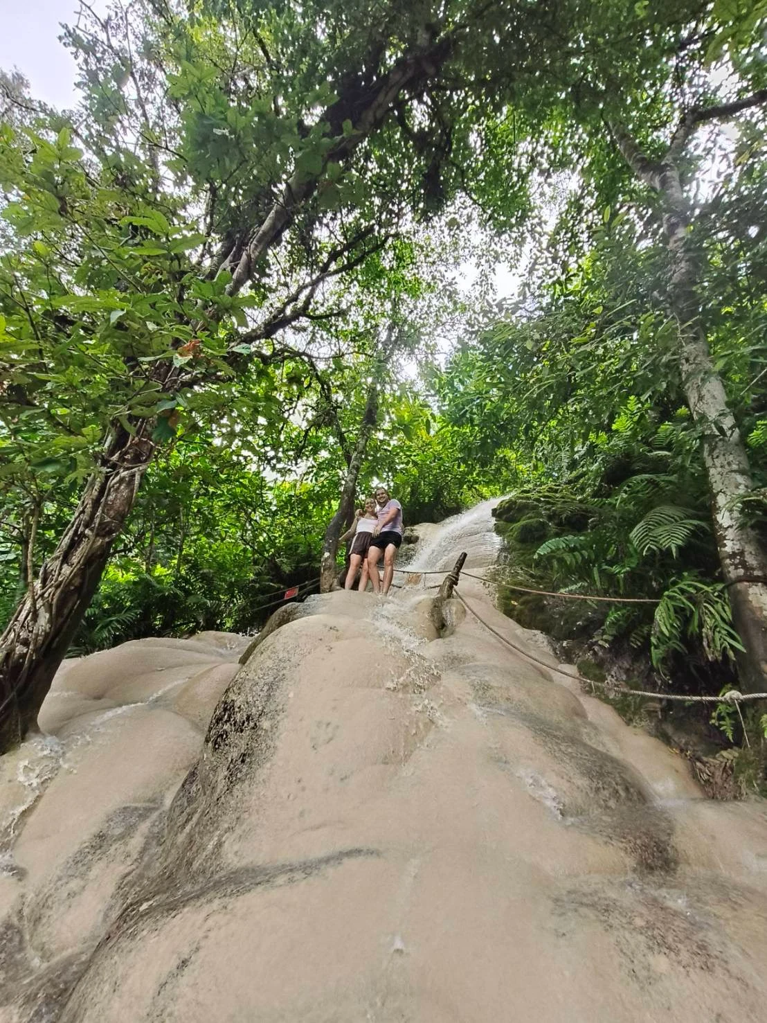 Chiangdao cave ,wat baanden ,sticky waterfall — gallery photo 19