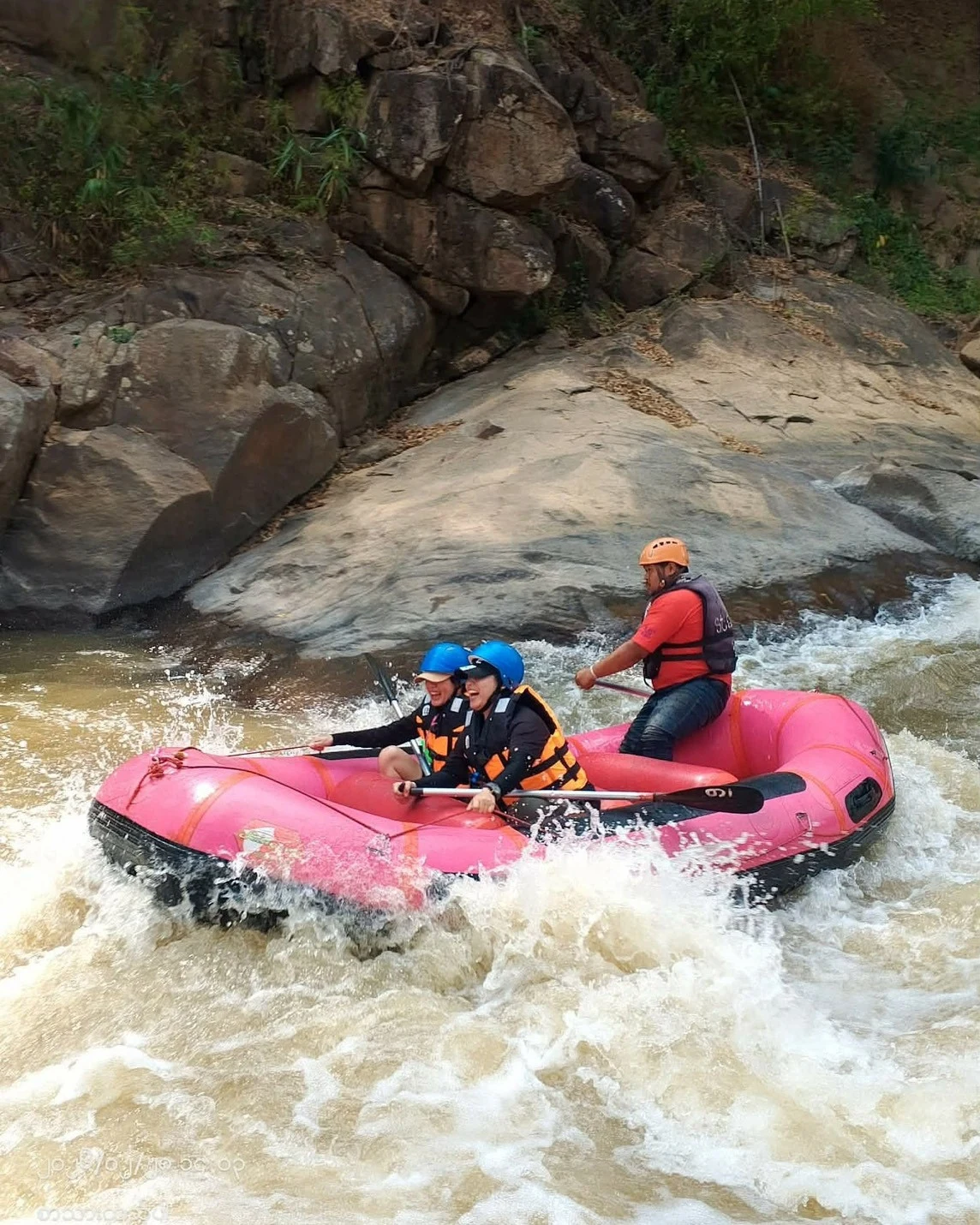 Sticky waterfall & white water rafting — gallery photo 8