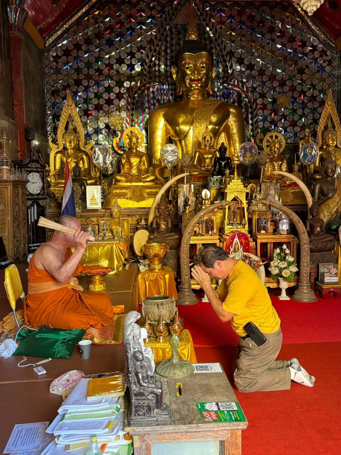 Wat phratat doi suthep& elephant sanctuary — gallery photo 3